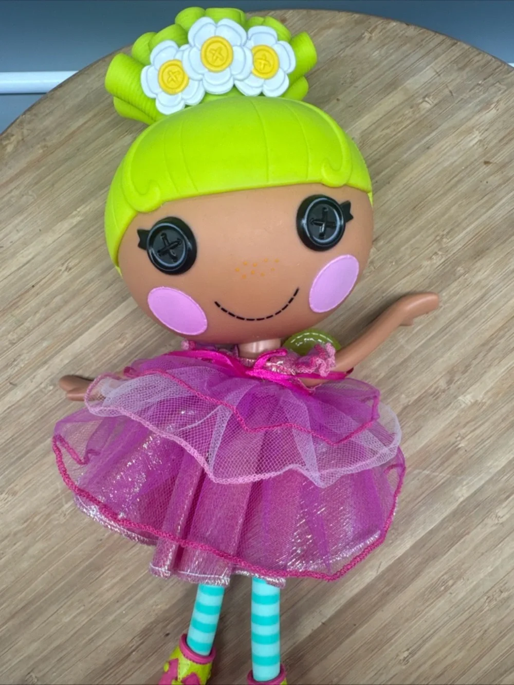 Lalaloopsy Doll Pix E Flutters Pixie Elf Green Hair Pink Daisy Wings Fairy RARE